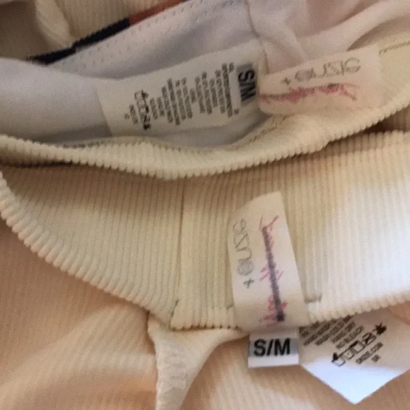 NWOT Free People Movement x Onzie Sutra Bra Mini Bell Set Ivory Retro Bizarre